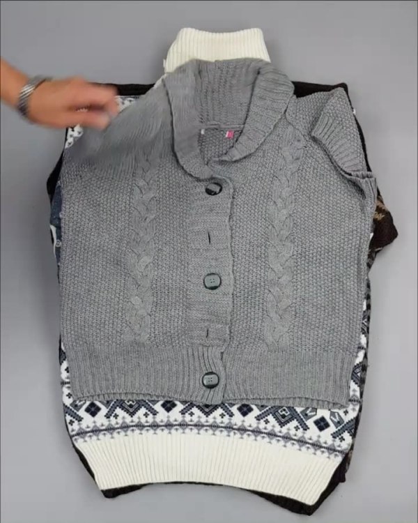 Фотография  428 - Джемпер муж+жен экстра#15 кг , Лот№2612 оптом в Черкесске и Карачаево-Черкесской республике