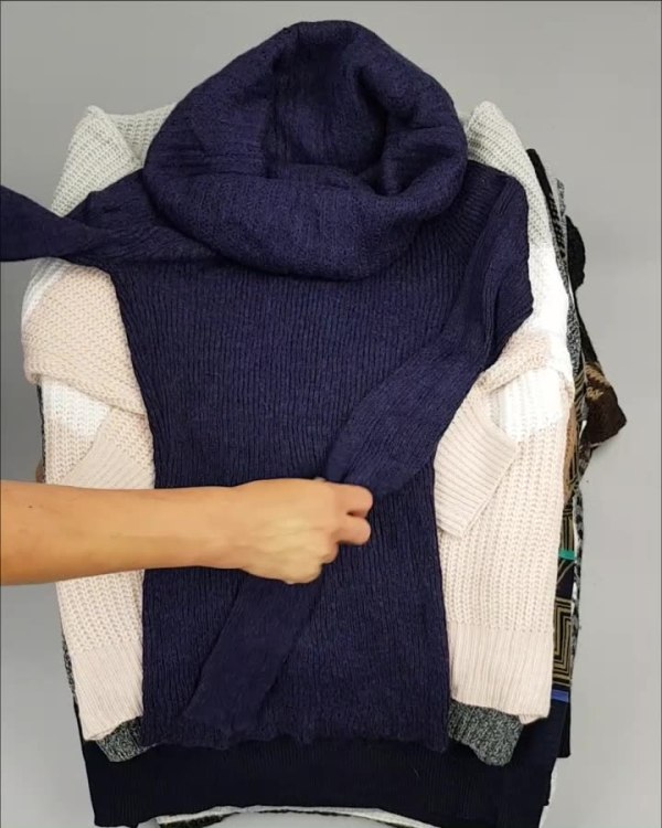 Фотография  202 - Джемпер муж+жен экстра#15 кг , Лот№2612 оптом в Черкесске и Карачаево-Черкесской республике