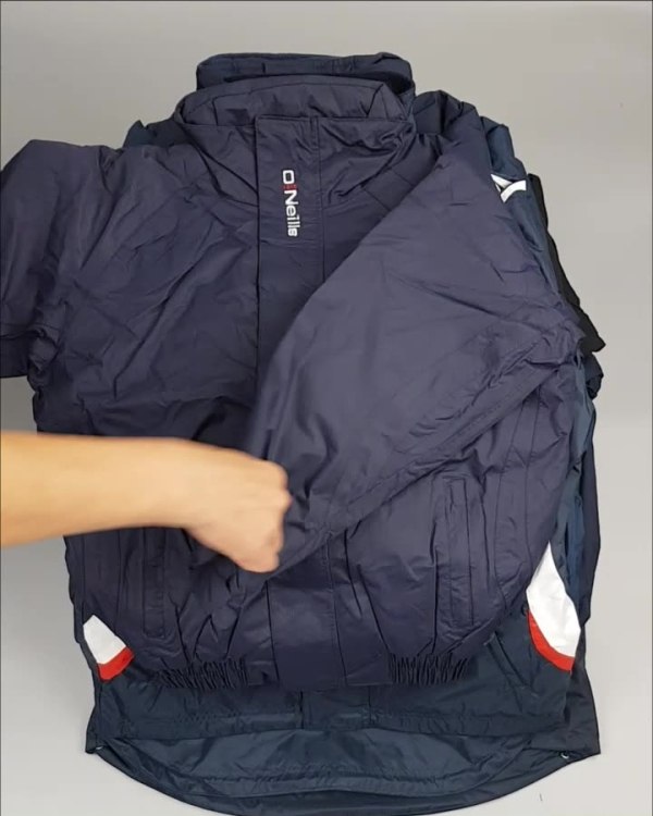 Фотография  112 - Куртки СПОРТ СТОК дети#10 кг , Лот№ 2641 оптом в Черкесске и Карачаево-Черкесской республике