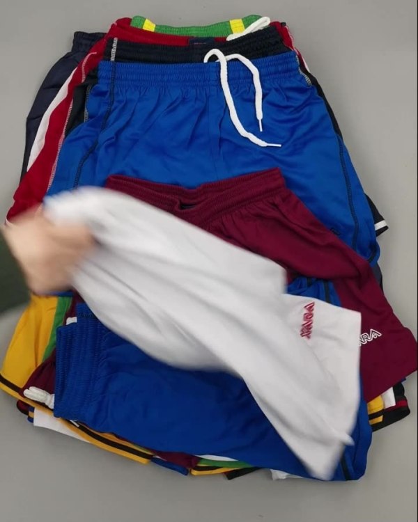 Фотография  873 - Шорты СПОРТ СТОК дети#5 кг, ЛОТ №3361 оптом в Черкесске и Карачаево-Черкесской республике