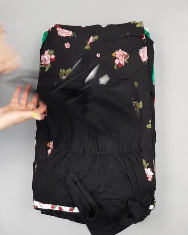 Фотография  106 - CALZEDONIA лето mix#50 шт, ЛОТ №4073 оптом в Черкесске и Карачаево-Черкесской республике