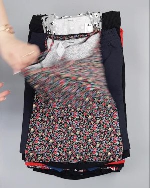 Фотография  381 - CALZEDONIA лето mix#50 шт, ЛОТ №4073 оптом в Черкесске и Карачаево-Черкесской республике