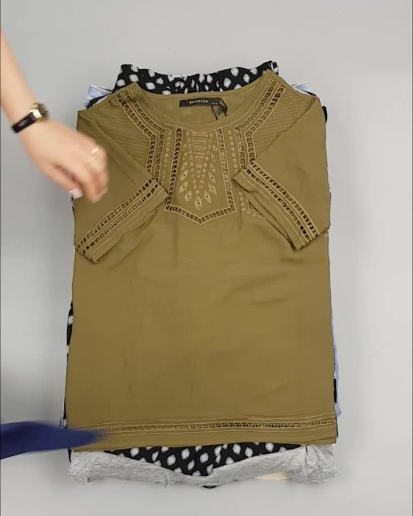 Фотография  854 - LPP Summer mix#17 кг, ЛОТ №4141 оптом в Черкесске и Карачаево-Черкесской республике