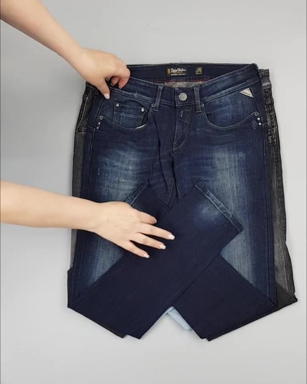 Фотография  471 - Джинсы Италия#20 шт, ЛОТ №4302 оптом в Черкесске и Карачаево-Черкесской республике