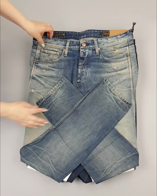 Фотография  755 - Джинсы Италия#20 шт, ЛОТ №4303 оптом в Черкесске и Карачаево-Черкесской республике