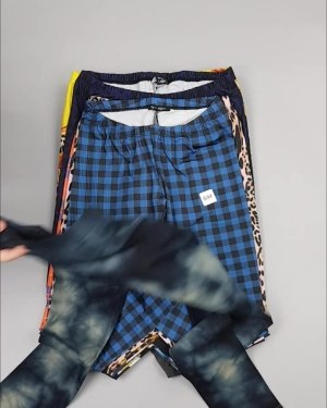 Фотография  483 - Лосины CIRCUS #6,4 кг, ЛОТ №4325 оптом в Черкесске и Карачаево-Черкесской республике