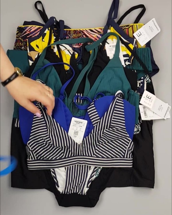 Фотография  802 - Купальники Chantelle#30 шт, ЛОТ №4410 оптом в Черкесске и Карачаево-Черкесской республике