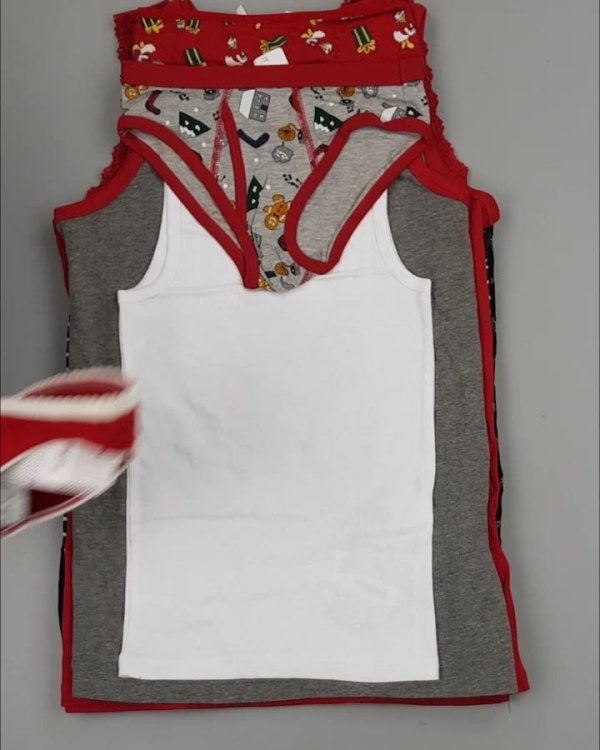 Фотография  926 - Нижнее белье CALZEDONIA дети#40 шт, ЛОТ №4443 оптом в Черкесске и Карачаево-Черкесской республике