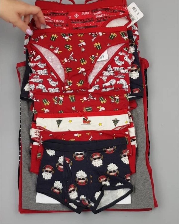 Фотография  596 - Нижнее белье CALZEDONIA дети#40 шт, ЛОТ №4443 оптом в Черкесске и Карачаево-Черкесской республике