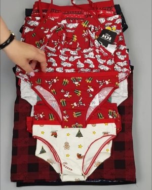 Фотография  928 - Нижнее белье CALZEDONIA дети#40 шт, ЛОТ №4445 оптом в Черкесске и Карачаево-Черкесской республике