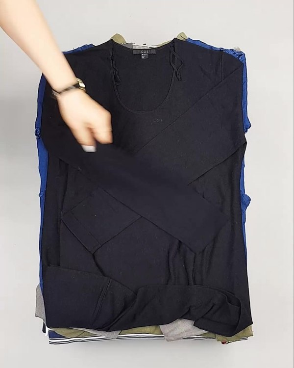 Фотография  531 - BRAND STOCK Winter#20 кг, ЛОТ №4792 оптом в Черкесске и Карачаево-Черкесской республике