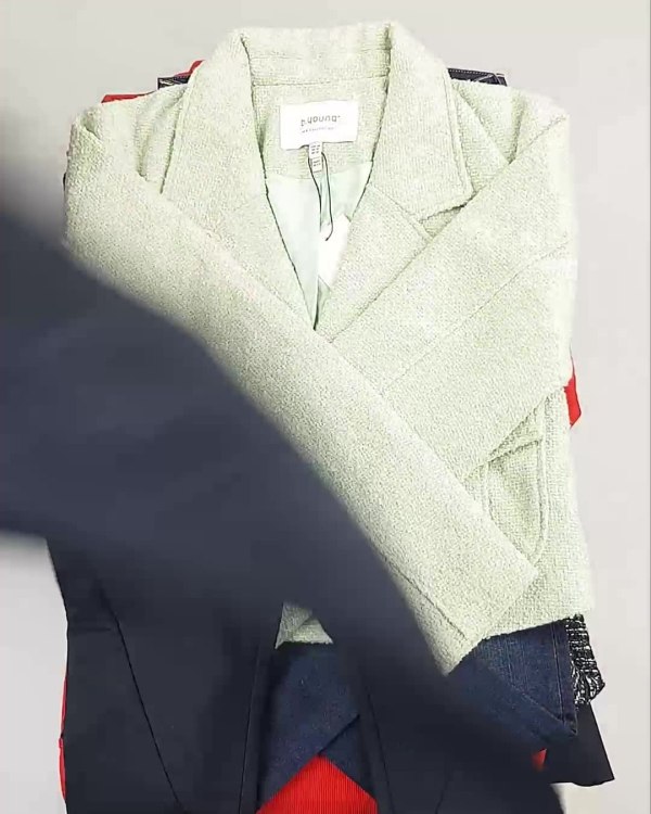 Фотография  790 - BRAND STOCK Winter#20 кг, ЛОТ №4792 оптом в Черкесске и Карачаево-Черкесской республике