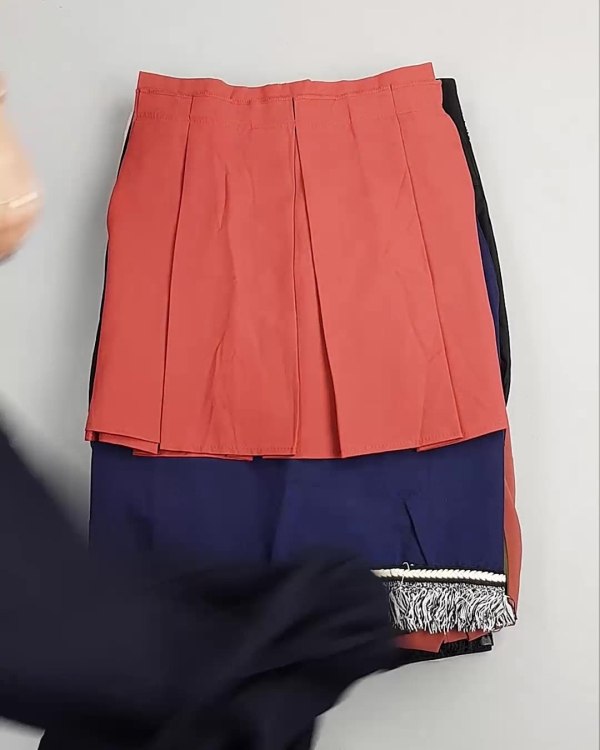 Фотография  972 - Юбки Корея#20 шт, ЛОТ №5062 оптом в Черкесске и Карачаево-Черкесской республике