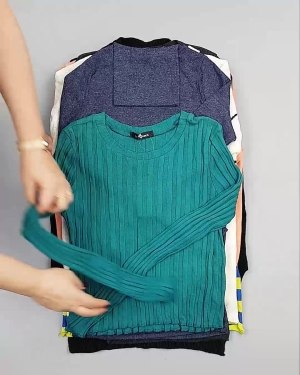 Фотография  159 - Джемпера легкие Корея#20 шт, ЛОТ №5081 оптом в Черкесске и Карачаево-Черкесской республике