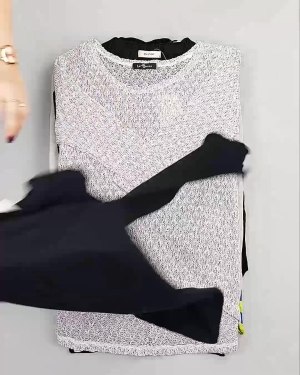 Фотография  732 - Джемпера легкие Корея#20 шт, ЛОТ №5081 оптом в Черкесске и Карачаево-Черкесской республике