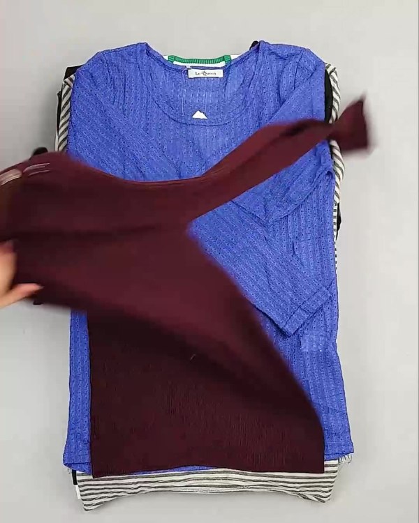 Фотография  324 - Джемпера легкие Корея#20 шт, ЛОТ №5082 оптом в Черкесске и Карачаево-Черкесской республике