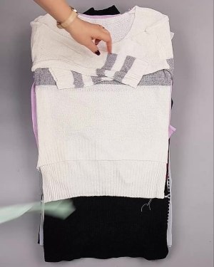 Фотография  204 - Джемпера легкие Корея#20 шт, ЛОТ №5083 оптом в Черкесске и Карачаево-Черкесской республике