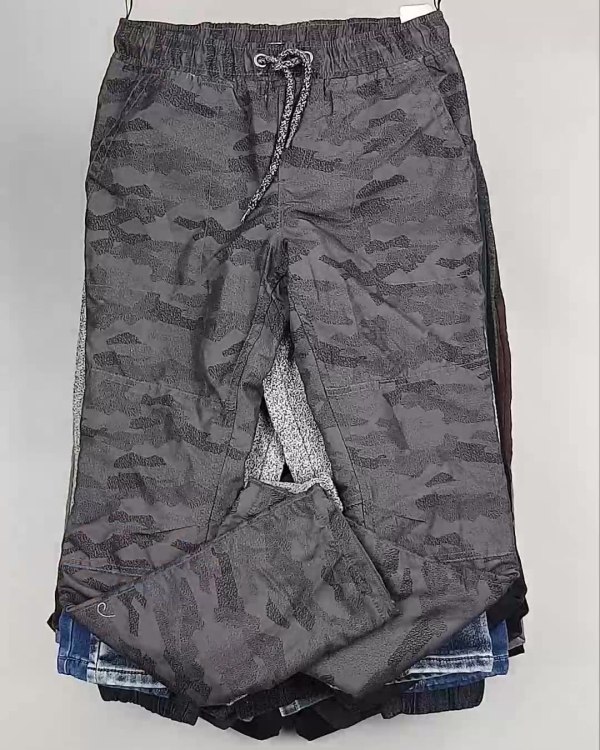 Фотография  480 - Брюки, джинсы дети C&A #5 кг, ЛОТ №5460 оптом в Черкесске и Карачаево-Черкесской республике