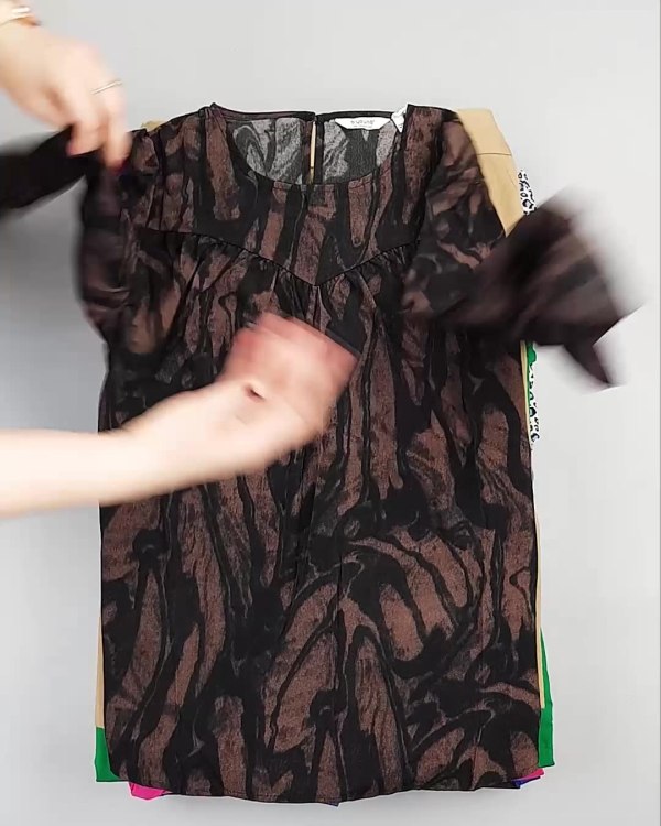 Фотография  441 - DK, Bestseller + Summer mix#15 кг, ЛОТ №5626 оптом в Черкесске и Карачаево-Черкесской республике