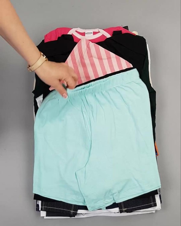 Фотография  743 - BRAND STOCK Kids Summer#10 кг, ЛОТ №5810 оптом в Черкесске и Карачаево-Черкесской республике