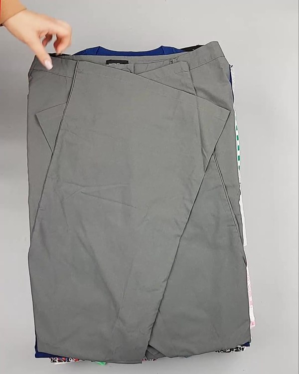 Фотография  595 - Англия СТОК лето#15 кг, ЛОТ №6002 оптом в Черкесске и Карачаево-Черкесской республике