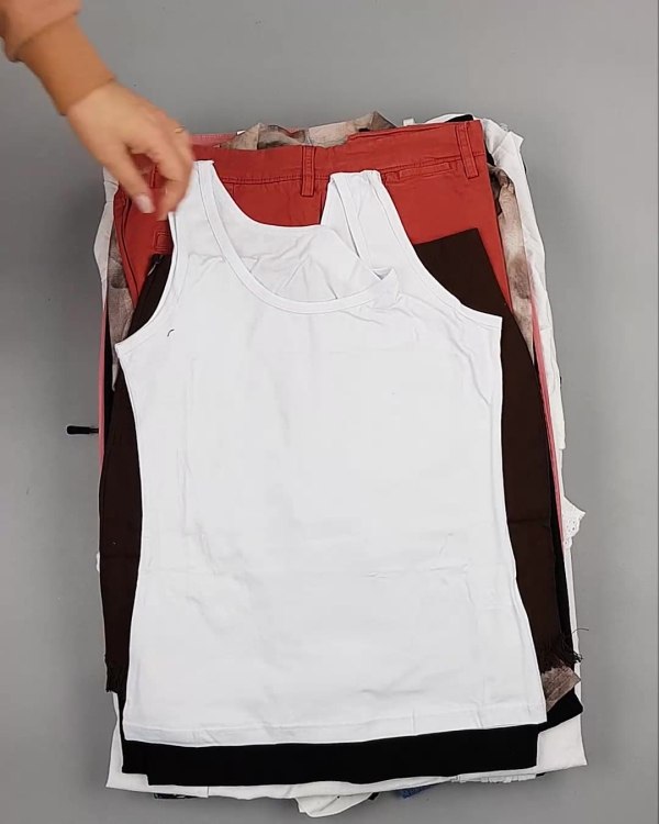 Фотография  972 - Англия СТОК лето#15 кг, ЛОТ №6003 оптом в Черкесске и Карачаево-Черкесской республике