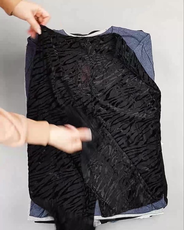 Фотография  668 - Англия СТОК лето#15 кг, ЛОТ №6003 оптом в Черкесске и Карачаево-Черкесской республике