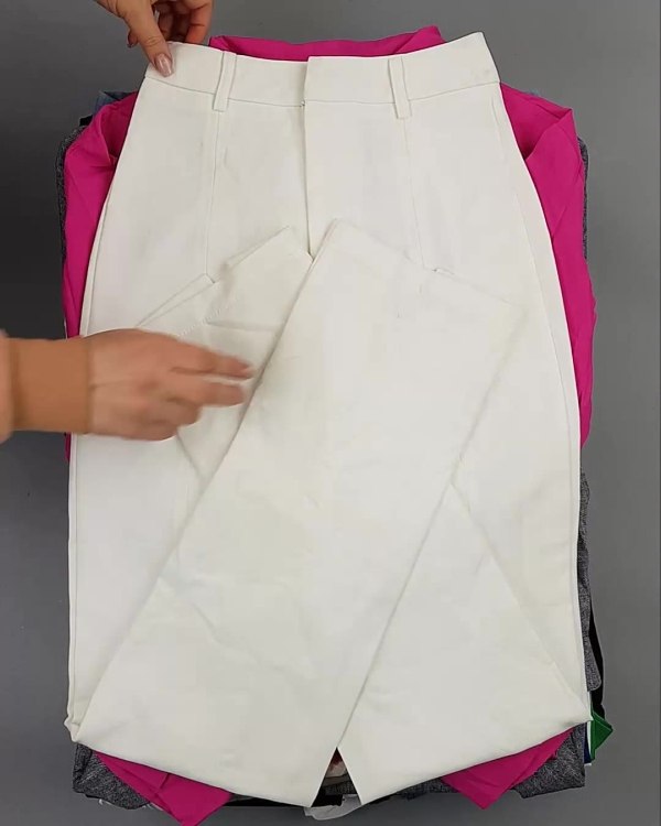 Фотография  710 - Англия СТОК лето#15 кг, ЛОТ №6003 оптом в Черкесске и Карачаево-Черкесской республике