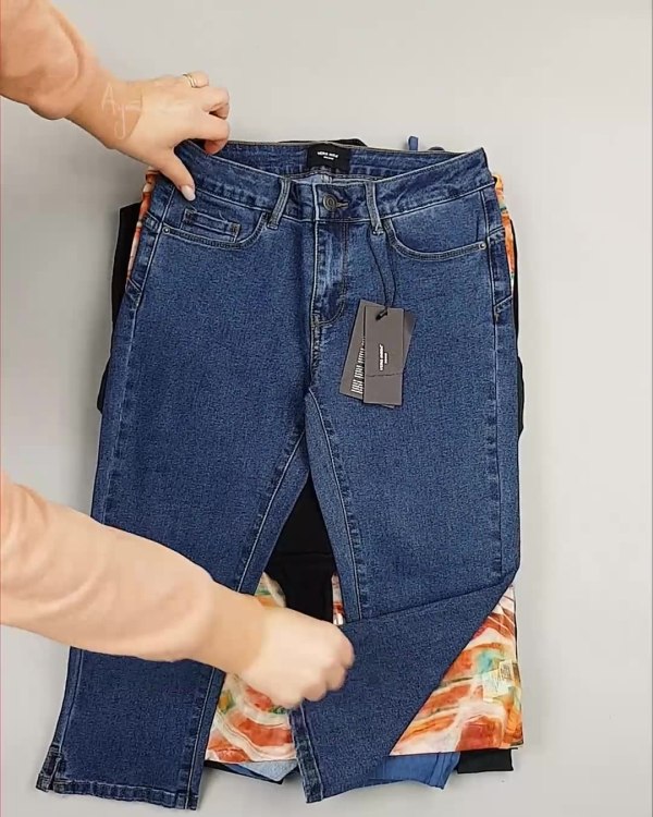 Фотография  756 - Англия СТОК лето#15 кг, ЛОТ №6004 оптом в Черкесске и Карачаево-Черкесской республике