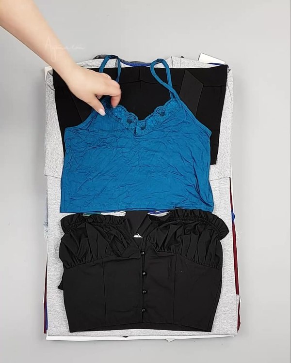 Фотография  975 - Англия СТОК лето#15 кг, ЛОТ №6006 оптом в Черкесске и Карачаево-Черкесской республике