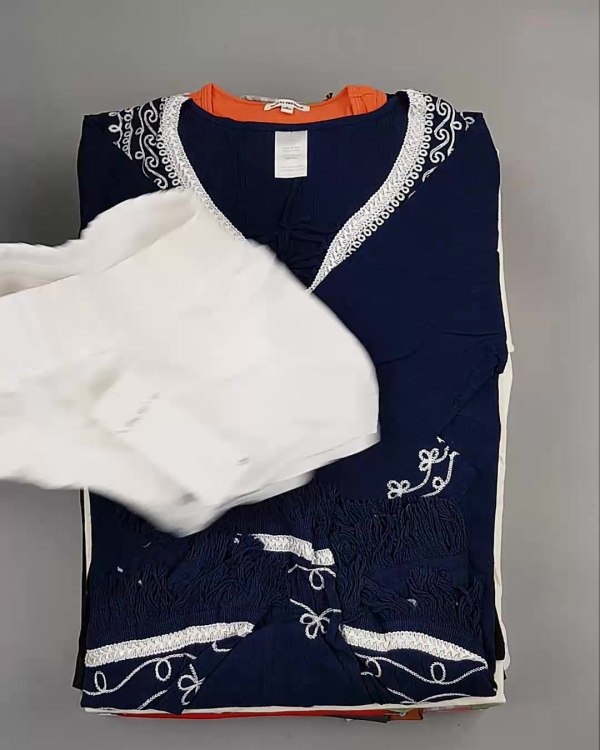 Фотография  306 - Англия СТОК лето#15 кг, ЛОТ №6006 оптом в Черкесске и Карачаево-Черкесской республике