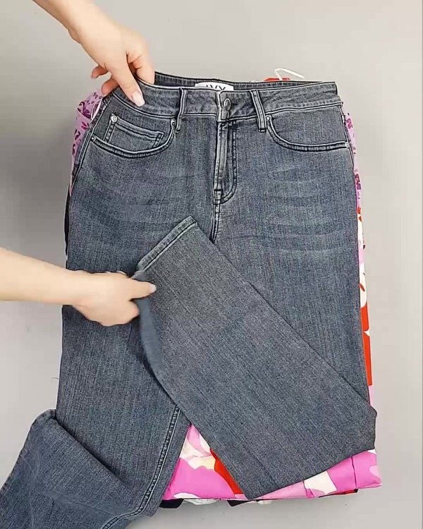 Фотография  476 - BESTSELLER WOMEN Summer mix#15 кг, ЛОТ №6020 оптом в Черкесске и Карачаево-Черкесской республике