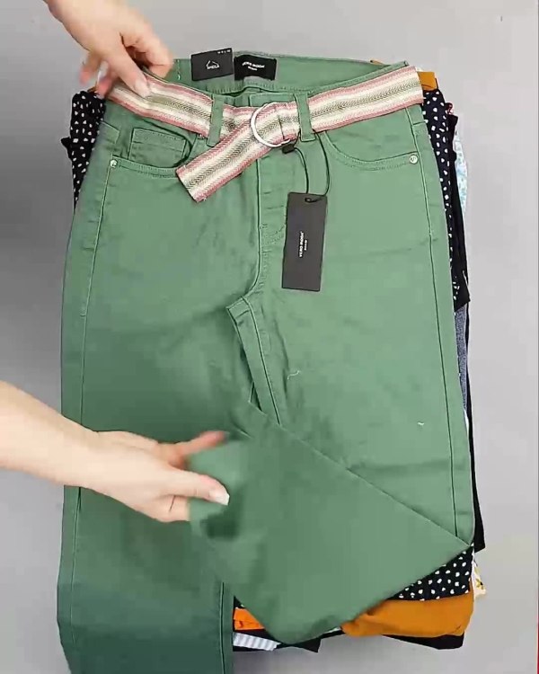 Фотография  771 - BESTSELLER WOMEN Summer mix#15 кг, ЛОТ №6021 оптом в Черкесске и Карачаево-Черкесской республике