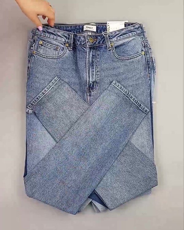 Фотография  906 - Джинсы BESTSELLER#10 кг, ЛОТ №6067 оптом в Черкесске и Карачаево-Черкесской республике