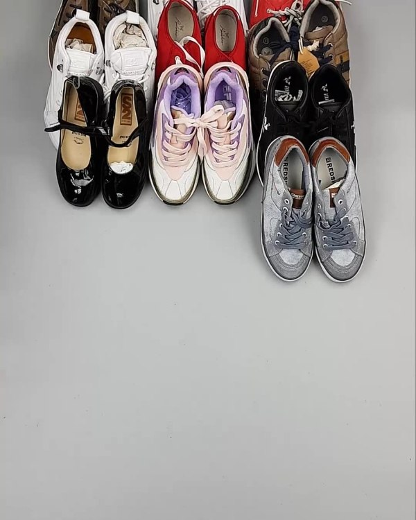 Фотография  696 - Обувь СТОК дети лето#15,7 кг, ЛОТ №6188 оптом в Черкесске и Карачаево-Черкесской республике