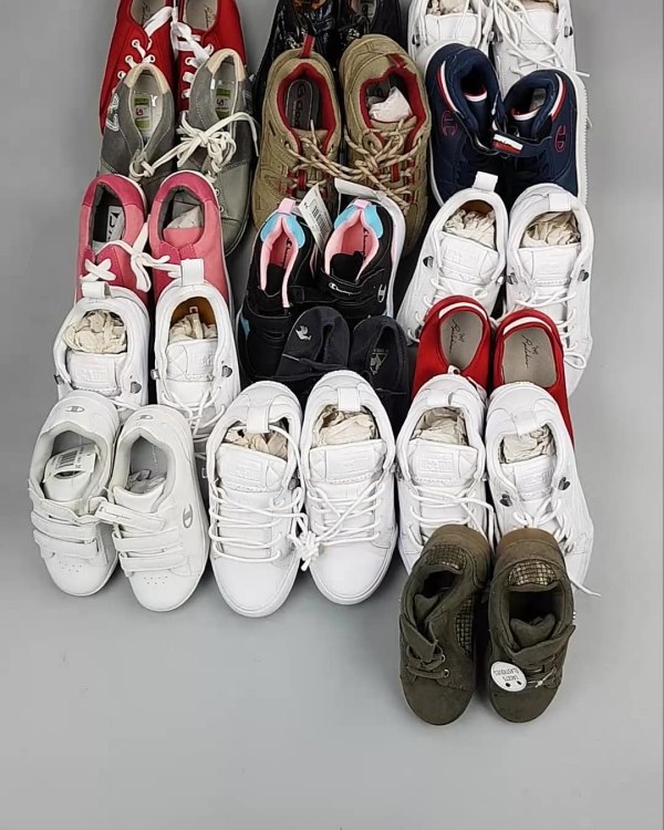 Фотография  523 - Обувь СТОК дети лето#15,2 кг, ЛОТ №6190 оптом в Черкесске и Карачаево-Черкесской республике