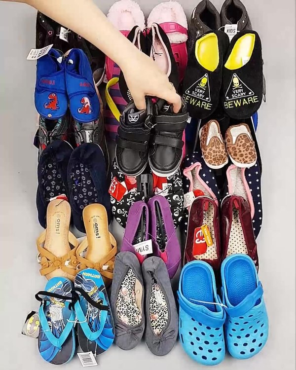 Фотография  305 - Обувь детская СТОК Summer#6,15 кг, ЛОТ №6194 оптом в Черкесске и Карачаево-Черкесской республике