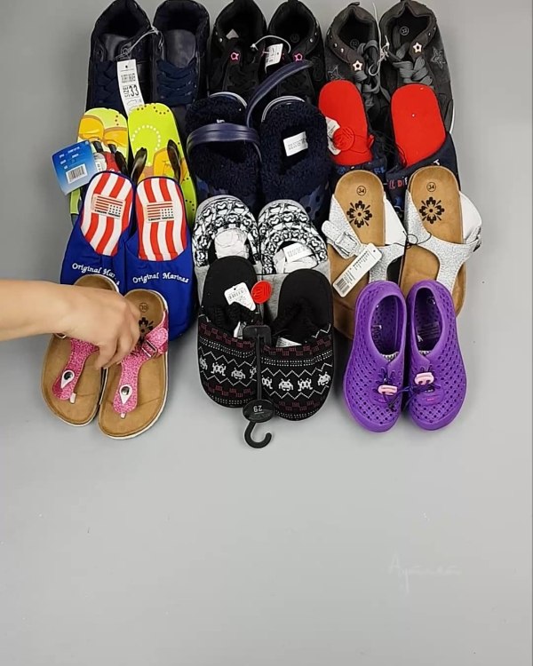 Фотография  878 - Обувь детская СТОК Summer#7,85 кг, ЛОТ №6196 оптом в Черкесске и Карачаево-Черкесской республике