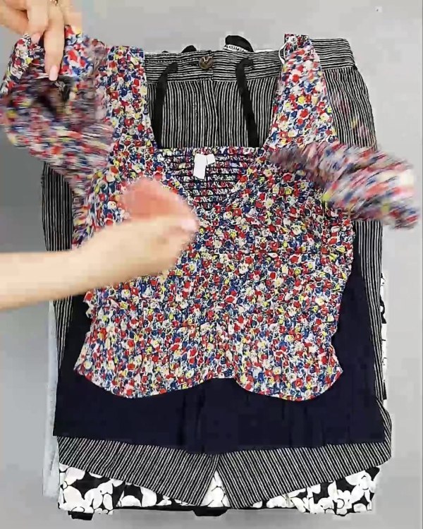 Фотография  176 - BRAND STOCK Summer#20 кг, ЛОТ №6304 оптом в Черкесске и Карачаево-Черкесской республике