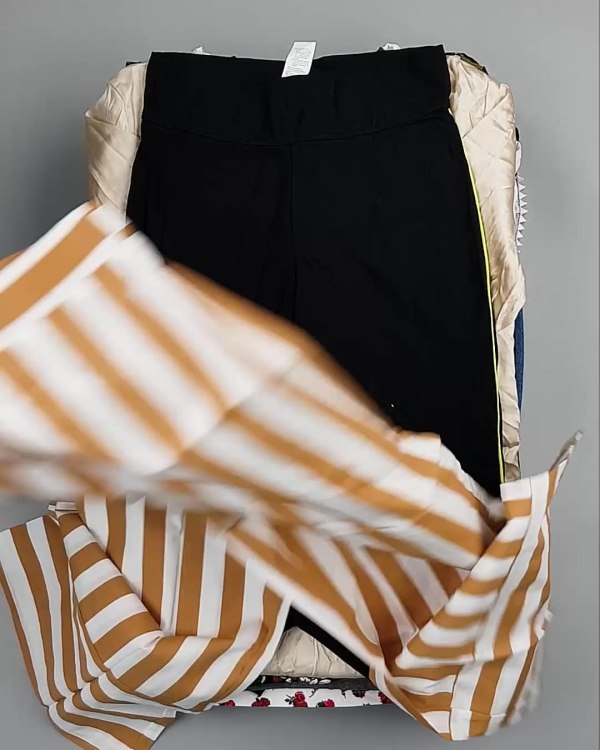 Фотография  717 - CALZEDONIA лето mix#50 шт, ЛОТ №6366 оптом в Черкесске и Карачаево-Черкесской республике