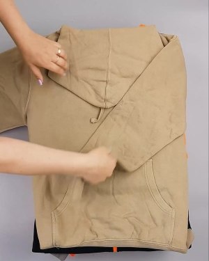 Фотография  634 - Толстовки СТОК CAN 0424#10 кг, ЛОТ №6425 оптом в Черкесске и Карачаево-Черкесской республике