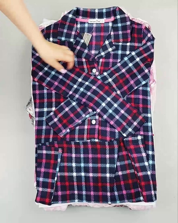 Фотография  680 - Домашняя одежда CAN#10 кг, ЛОТ №6482 оптом в Черкесске и Карачаево-Черкесской республике