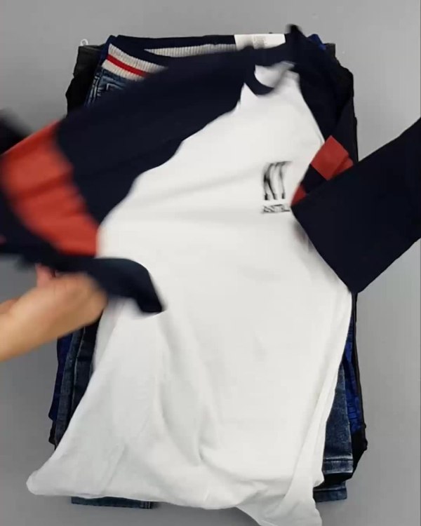 Фотография  356 - C&A BABY Kids Winter #7 кг, ЛОТ №6615 оптом в Черкесске и Карачаево-Черкесской республике