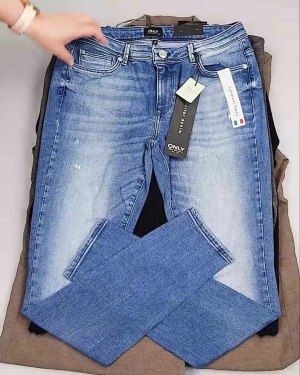 Фотография  830 - ДАНИЯ Winter mix 24#15 кг, ЛОТ №6710 оптом в Черкесске и Карачаево-Черкесской республике