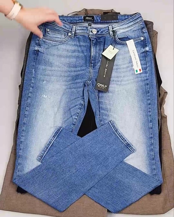 Фотография  406 - ДАНИЯ Winter mix 24#15 кг, ЛОТ №6710 оптом в Черкесске и Карачаево-Черкесской республике