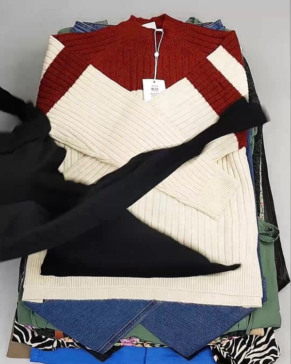 Фотография  847 - ДАНИЯ Winter mix 24#15 кг, ЛОТ №6711 оптом в Черкесске и Карачаево-Черкесской республике