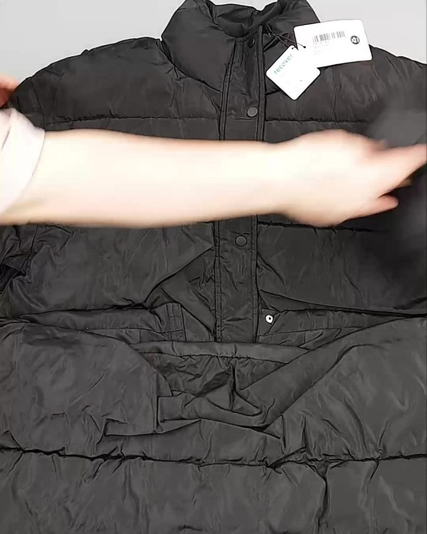 Фотография  621 - Верхняя одежда Англия СТОК #10 кг, ЛОТ №6729 оптом в Черкесске и Карачаево-Черкесской республике