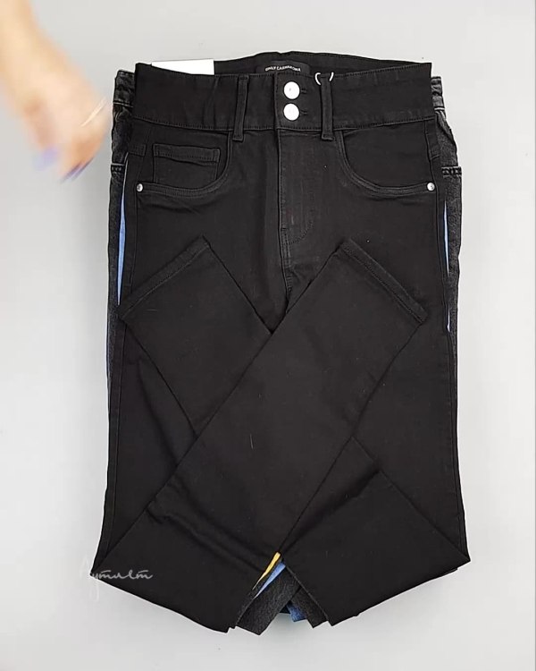 Фотография  789 - Джинсы женские Дания#10 кг, ЛОТ №6764 оптом в Черкесске и Карачаево-Черкесской республике