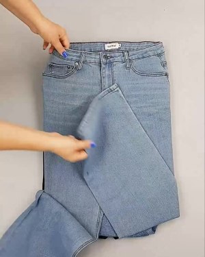 Фотография  357 - Джинсы женские Дания#10 кг, ЛОТ №6765 оптом в Черкесске и Карачаево-Черкесской республике