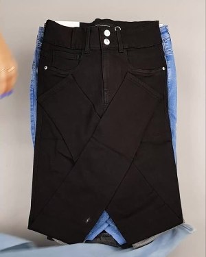 Фотография  751 - Джинсы женские Дания#10 кг, ЛОТ №6765 оптом в Черкесске и Карачаево-Черкесской республике